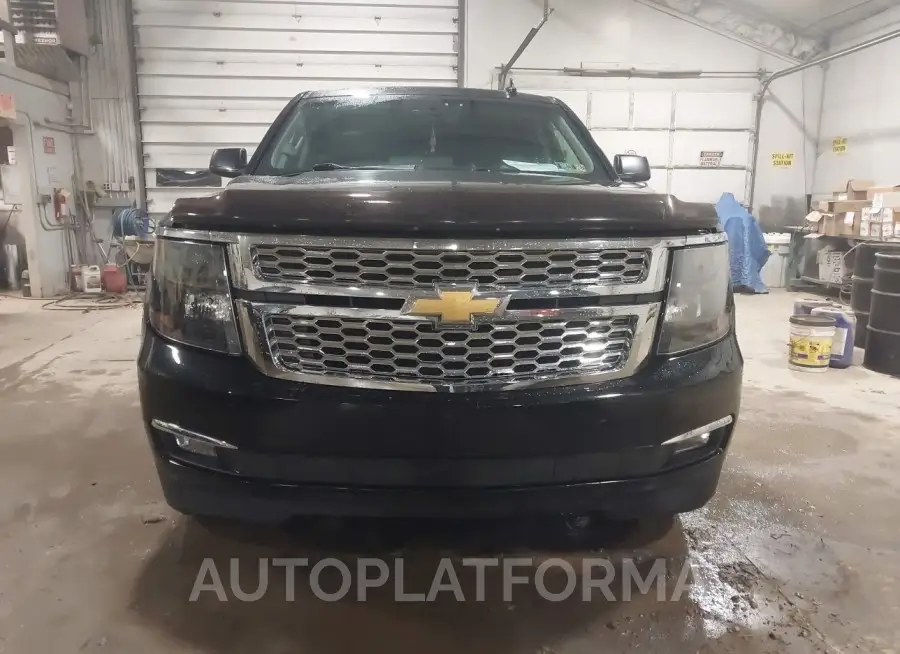 CHEVROLET SUBURBAN 1500 2015 vin 1GNSKJKC5FR543579 from auto auction Iaai