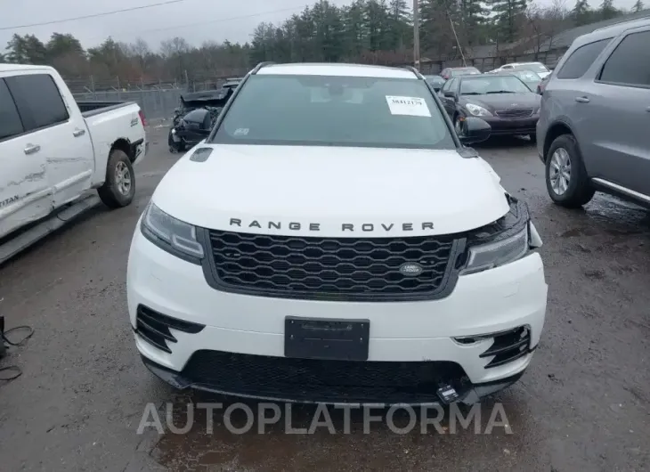 LAND ROVER RANGE ROVER VELAR 2018 vin SALYM2RV3JA748442 from auto auction Iaai