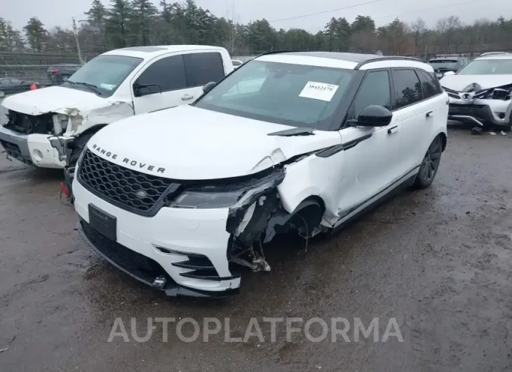 LAND ROVER RANGE ROVER VELAR 2018 vin SALYM2RV3JA748442 from auto auction Iaai