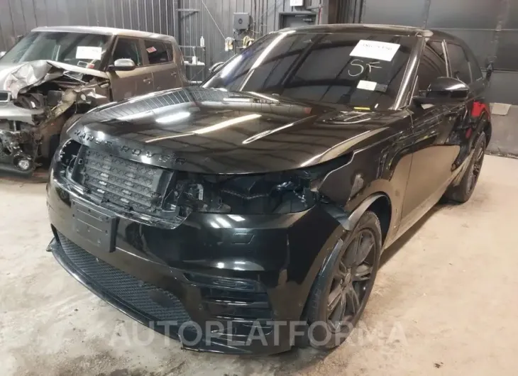 LAND ROVER RANGE ROVER VELAR 2021 vin SALYT2EX3MA300202 from auto auction Iaai