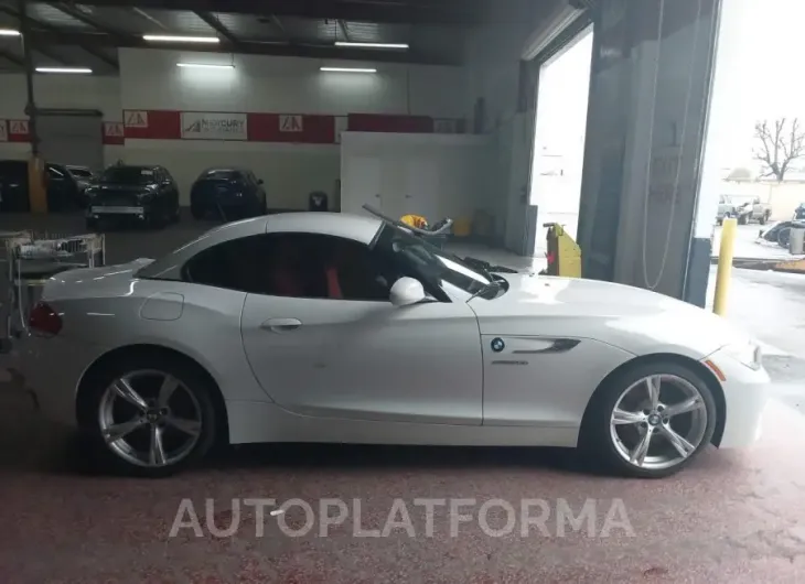 BMW Z4 2015 vin WBALL5C58FP557597 from auto auction Iaai