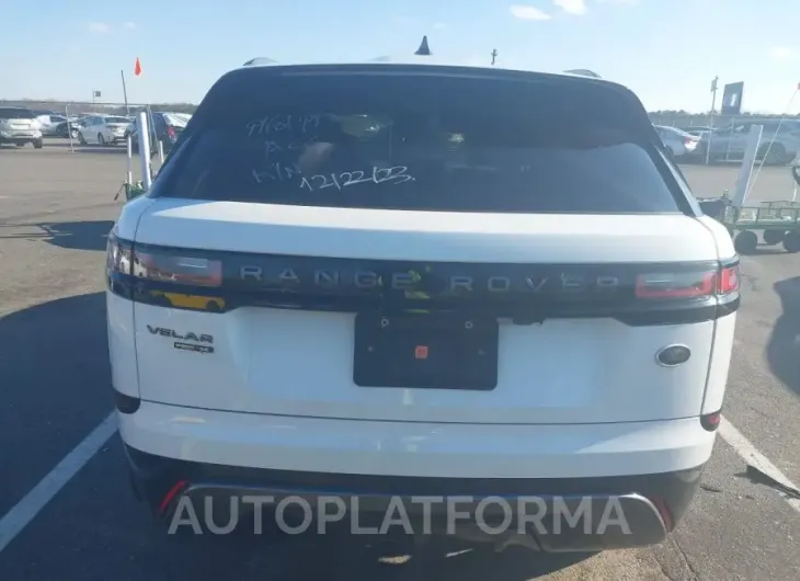 LAND ROVER RANGE ROVER VELAR 2018 vin SALYL2RX1JA735466 from auto auction Iaai