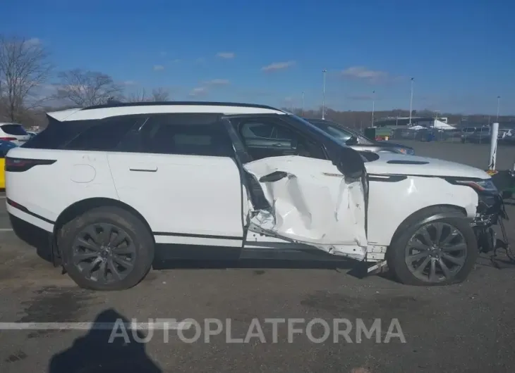 LAND ROVER RANGE ROVER VELAR 2018 vin SALYL2RX1JA735466 from auto auction Iaai