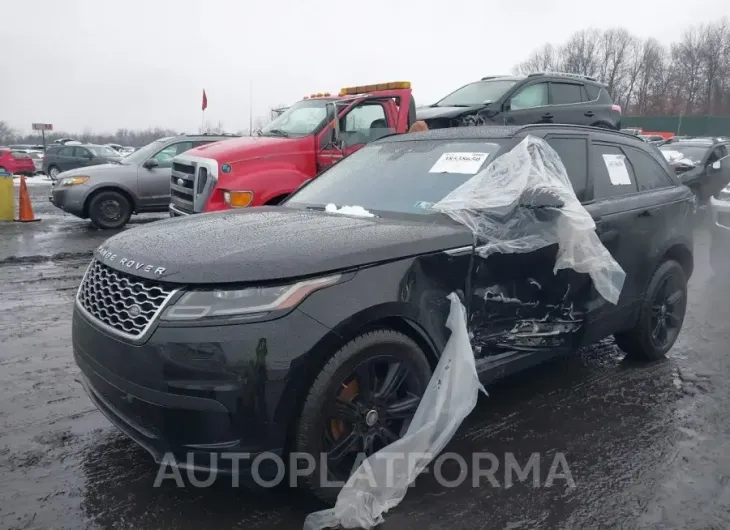 LAND ROVER RANGE ROVER VELAR 2018 vin SALYB2RX4JA774670 from auto auction Iaai