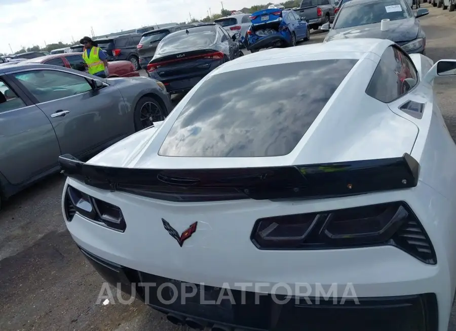 CHEVROLET CORVETTE 2017 vin 1G1YB2D76H5108680 from auto auction Iaai