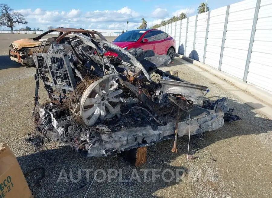 TESLA MODEL X 2018 vin 5YJXCAE2XJF137651 from auto auction Iaai