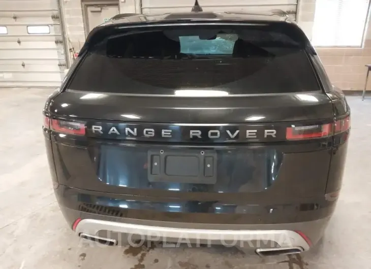 LAND ROVER RANGE ROVER VELAR 2018 vin SALYL2RVXJA742723 from auto auction Iaai