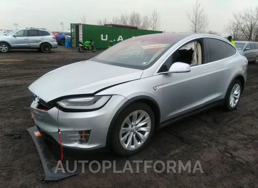 TESLA MODEL X 2016 vin 5YJXCAE25GF016034 from auto auction Iaai