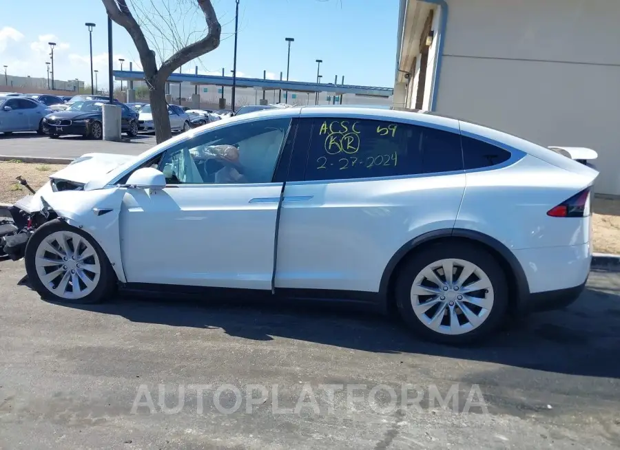 TESLA MODEL X 2018 vin 5YJXCAE27JF102839 from auto auction Iaai