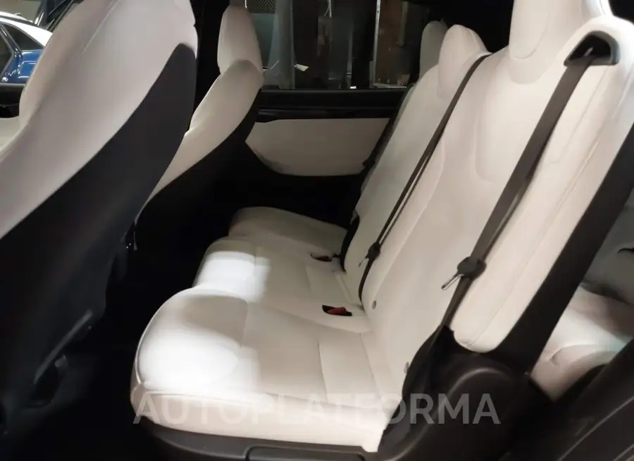 TESLA MODEL X 2020 vin 5YJXCAE28LF297658 from auto auction Iaai