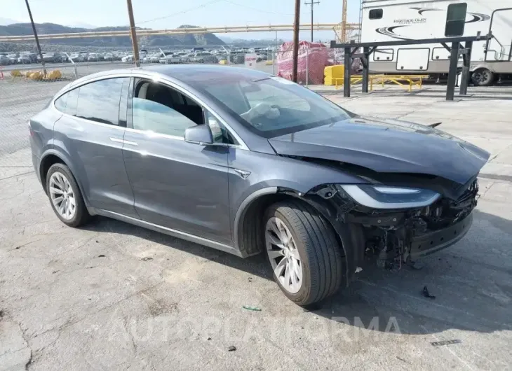 TESLA MODEL X 2017 vin 5YJXCBE27HF050421 from auto auction Iaai