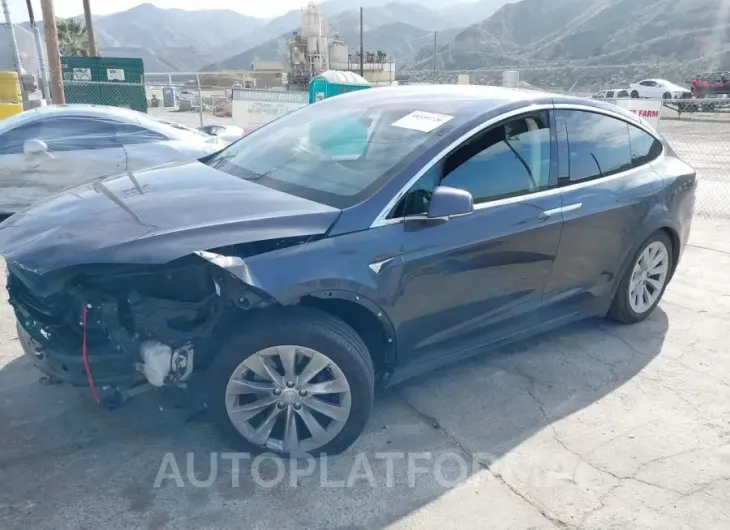 TESLA MODEL X 2017 vin 5YJXCBE27HF050421 from auto auction Iaai