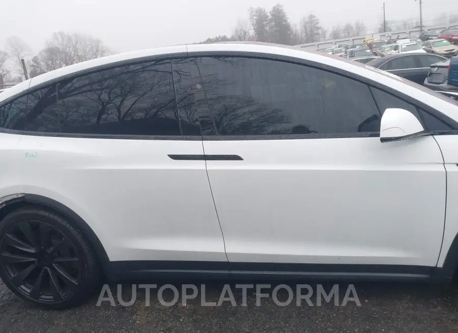 TESLA MODEL X 2022 vin 7SAXCBE52NF329865 from auto auction Iaai