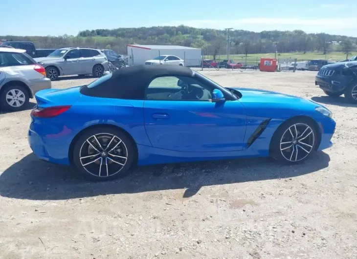 BMW Z4 2019 vin WBAHF3C52KWW22459 from auto auction Iaai