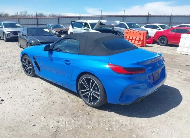 BMW Z4 2019 vin WBAHF3C52KWW22459 from auto auction Iaai