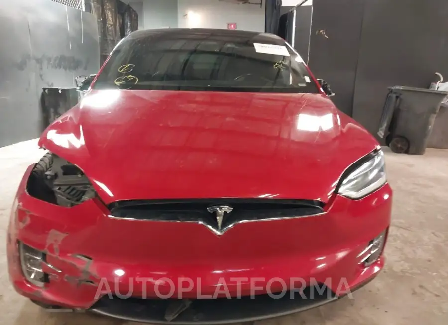 TESLA MODEL X 2017 vin 5YJXCBE22HF041464 from auto auction Iaai