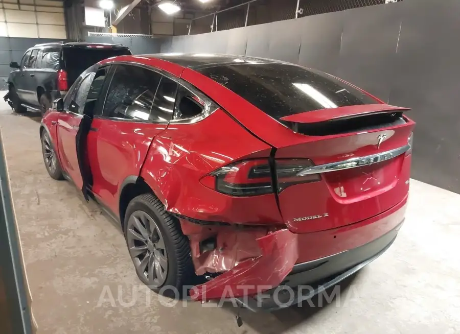 TESLA MODEL X 2017 vin 5YJXCBE22HF041464 from auto auction Iaai