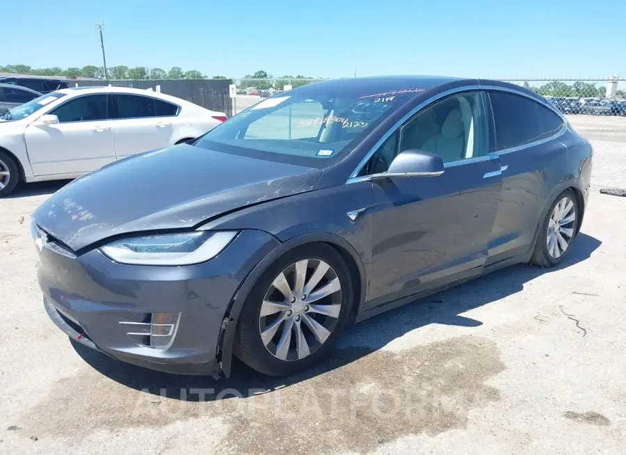 TESLA MODEL X 2019 vin 5YJXCBE2XKF184704 from auto auction Iaai