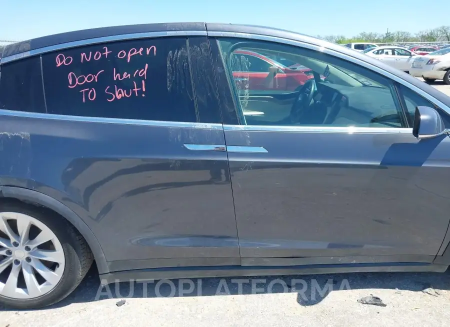 TESLA MODEL X 2019 vin 5YJXCBE2XKF184704 from auto auction Iaai