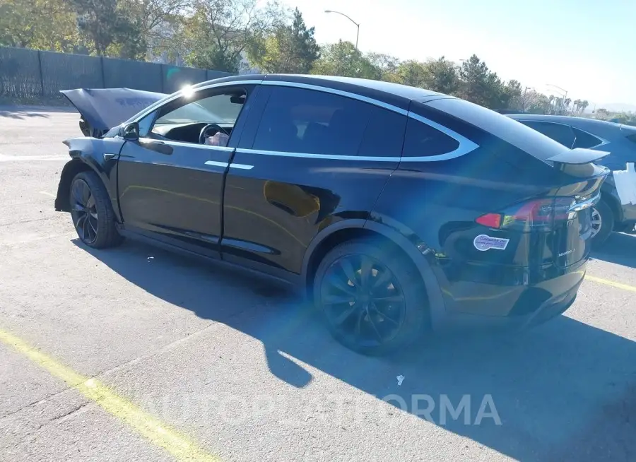 TESLA MODEL X 2018 vin 5YJXCDE26JF112702 from auto auction Iaai