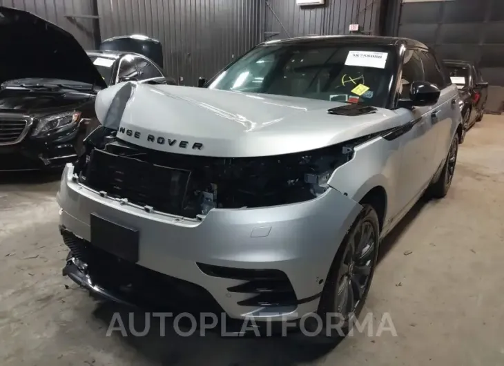 LAND ROVER RANGE ROVER VELAR 2021 vin SALYT2EX4MA302654 from auto auction Iaai