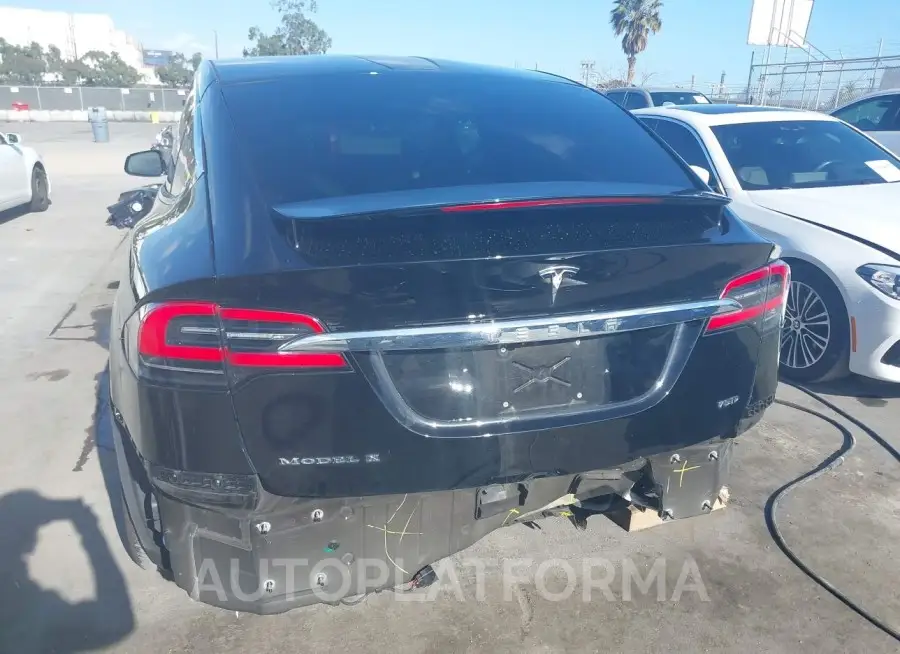 TESLA MODEL X 2018 vin 5YJXCBE29JF103173 from auto auction Iaai