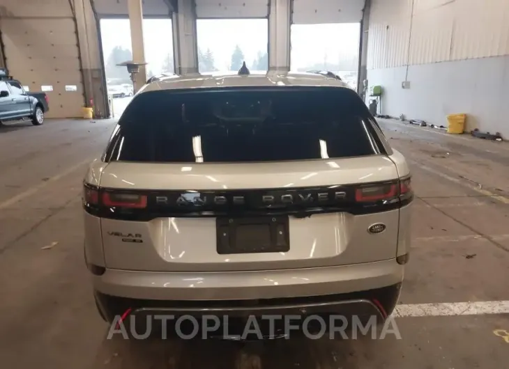 LAND ROVER RANGE ROVER VELAR 2018 vin SALYL2RX2JA735086 from auto auction Iaai