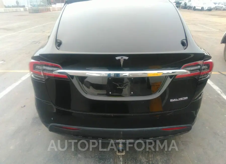 TESLA MODEL X 2019 vin 5YJXCDE45KF186499 from auto auction Iaai