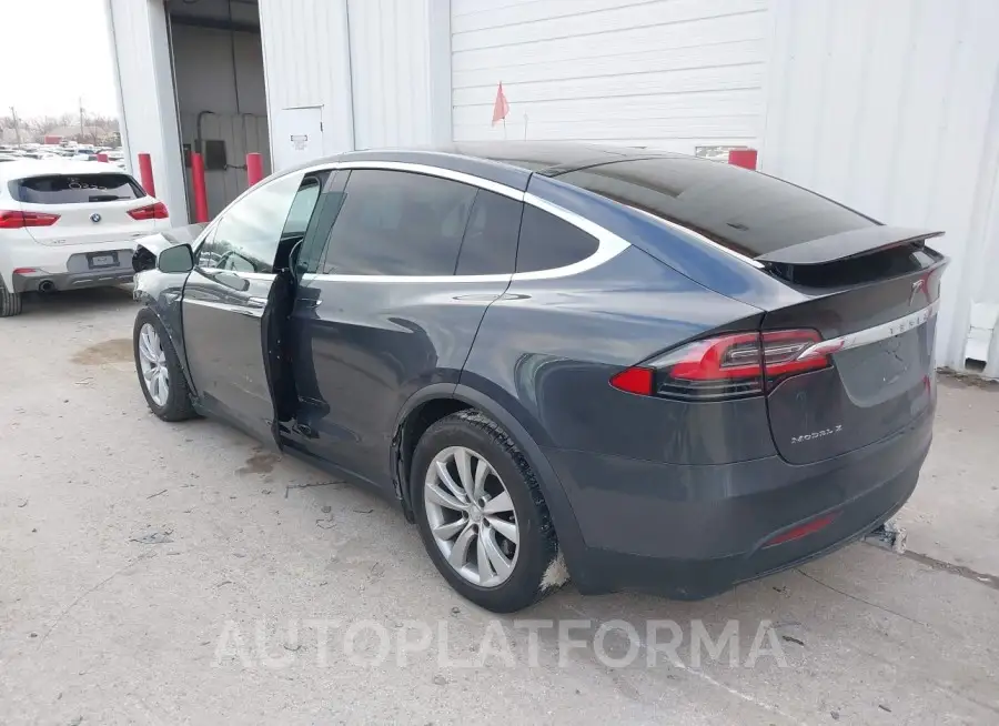 TESLA MODEL X 2016 vin 5YJXCBE27GF013139 from auto auction Iaai