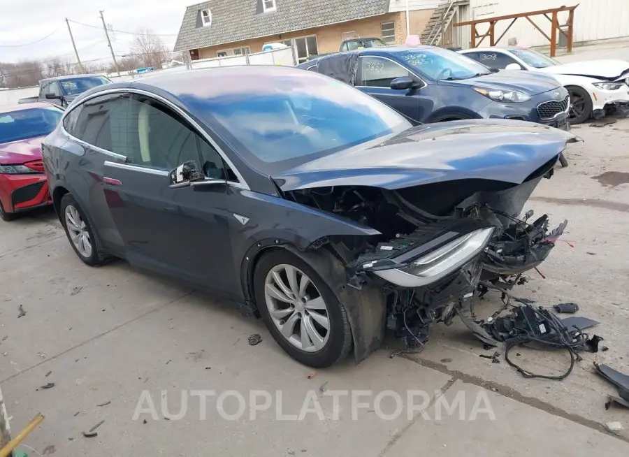 TESLA MODEL X 2016 vin 5YJXCBE27GF013139 from auto auction Iaai