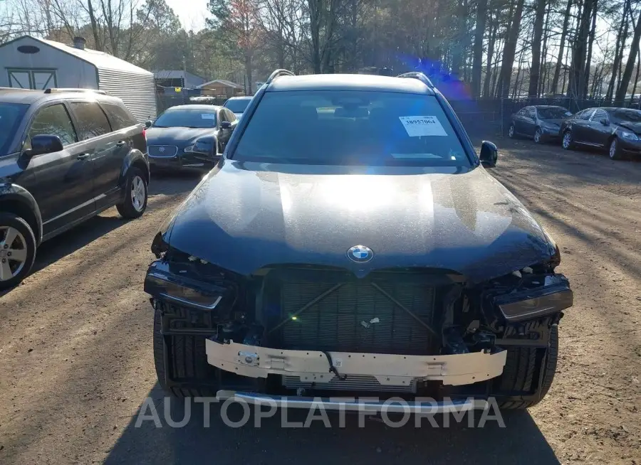 BMW X7 2023 vin 5UX23EM09P9N57128 from auto auction Iaai