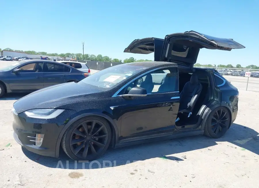 TESLA MODEL X 2016 vin 5YJXCBE21GF023813 from auto auction Iaai