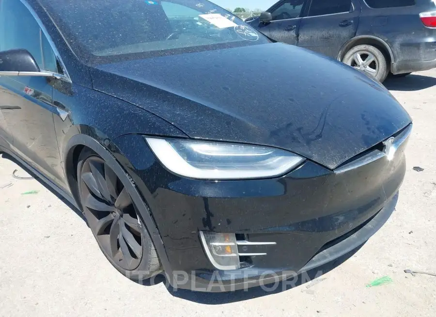 TESLA MODEL X 2016 vin 5YJXCBE21GF023813 from auto auction Iaai