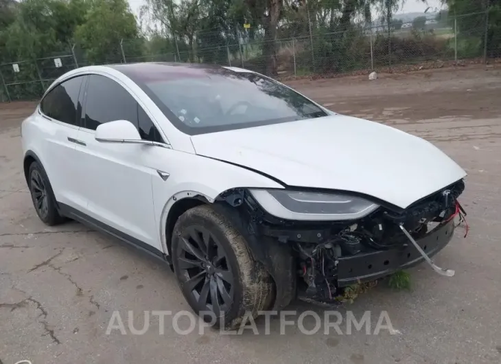 TESLA MODEL X 2018 vin 5YJXCAE22JF142486 from auto auction Iaai