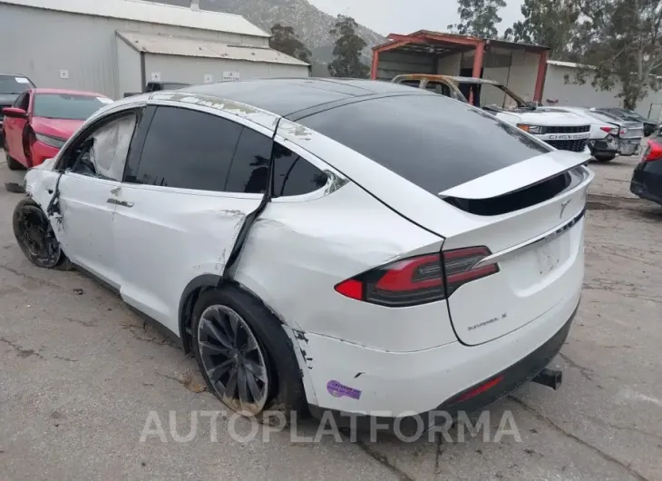 TESLA MODEL X 2018 vin 5YJXCAE22JF142486 from auto auction Iaai