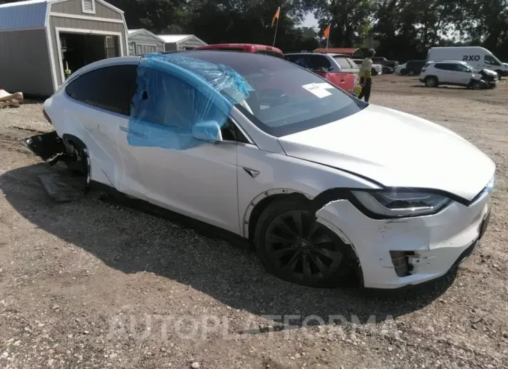 TESLA MODEL X 2018 vin 5YJXCAE27JF101240 from auto auction Iaai