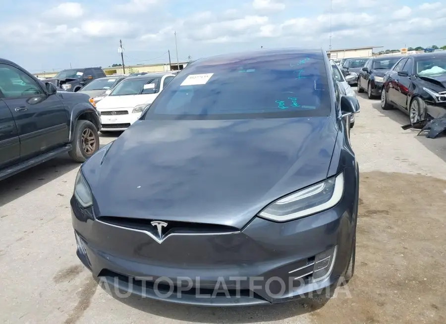 TESLA MODEL X 2016 vin 5YJXCAE21GF006570 from auto auction Iaai