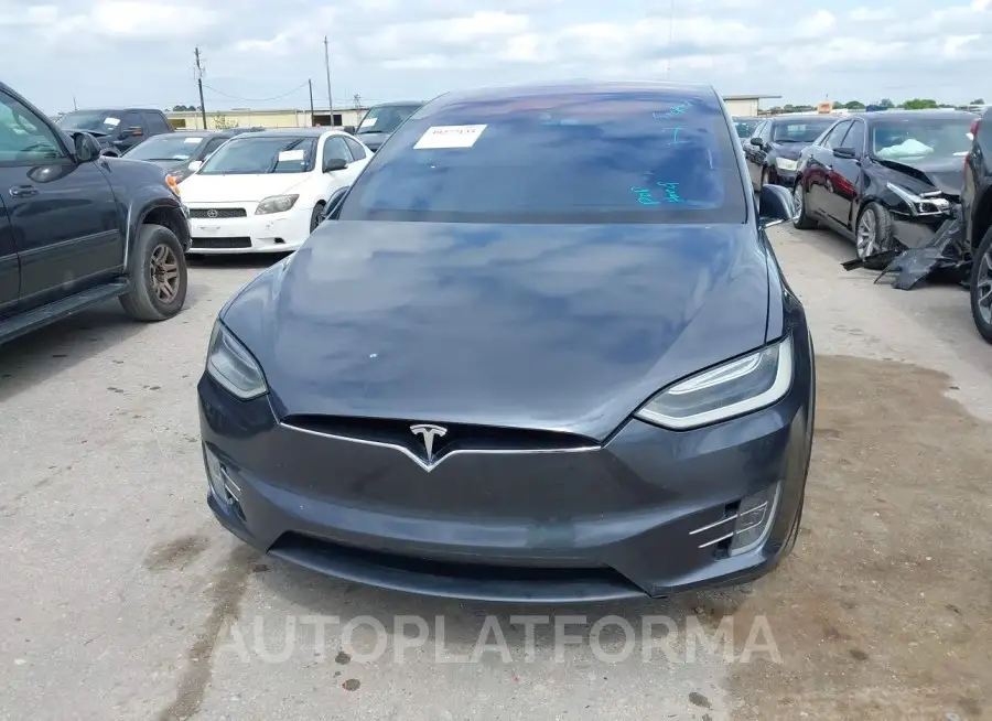 TESLA MODEL X 2016 vin 5YJXCAE21GF006570 from auto auction Iaai