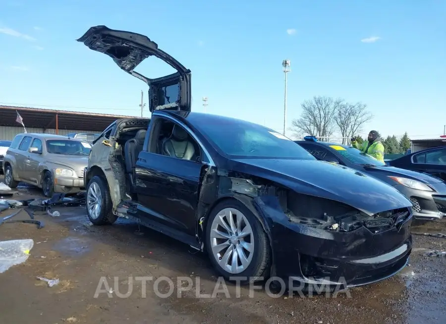 TESLA MODEL X 2017 vin 5YJXCAE2XHF050648 from auto auction Iaai