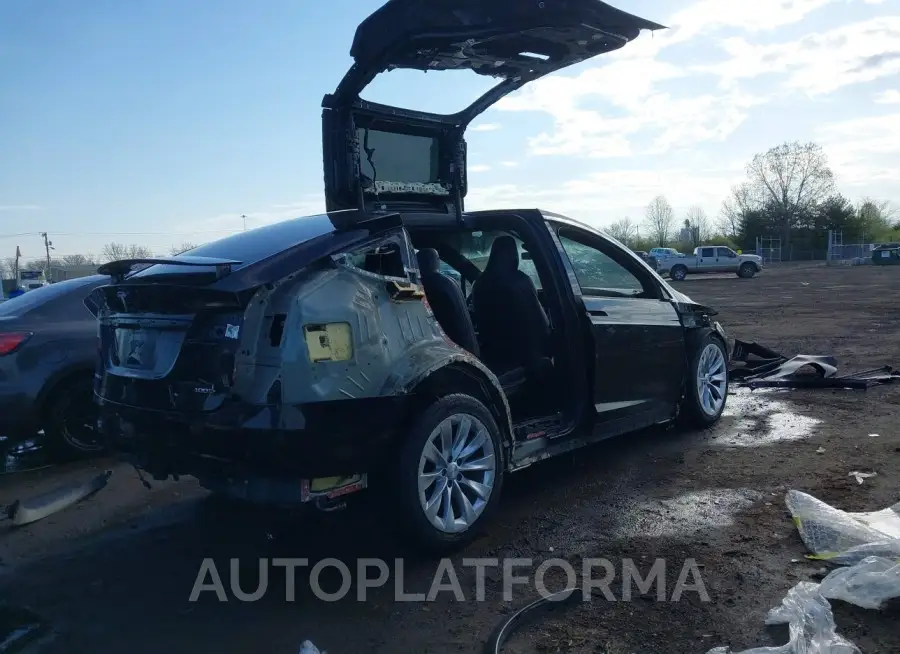 TESLA MODEL X 2017 vin 5YJXCAE2XHF050648 from auto auction Iaai