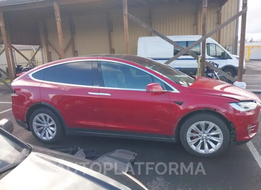 TESLA MODEL X 2017 vin 5YJXCBE4XHF040676 from auto auction Iaai