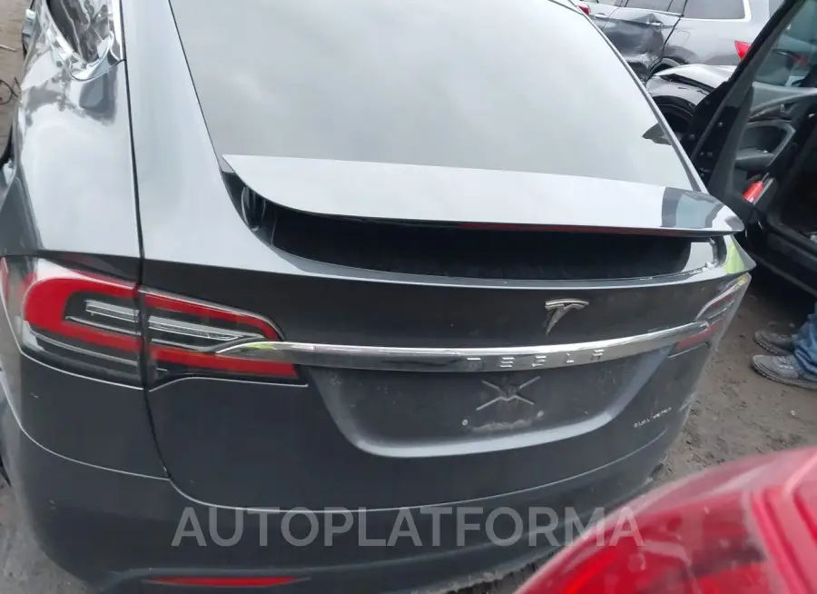 TESLA MODEL X 2019 vin 5YJXCBE2XKF201338 from auto auction Iaai