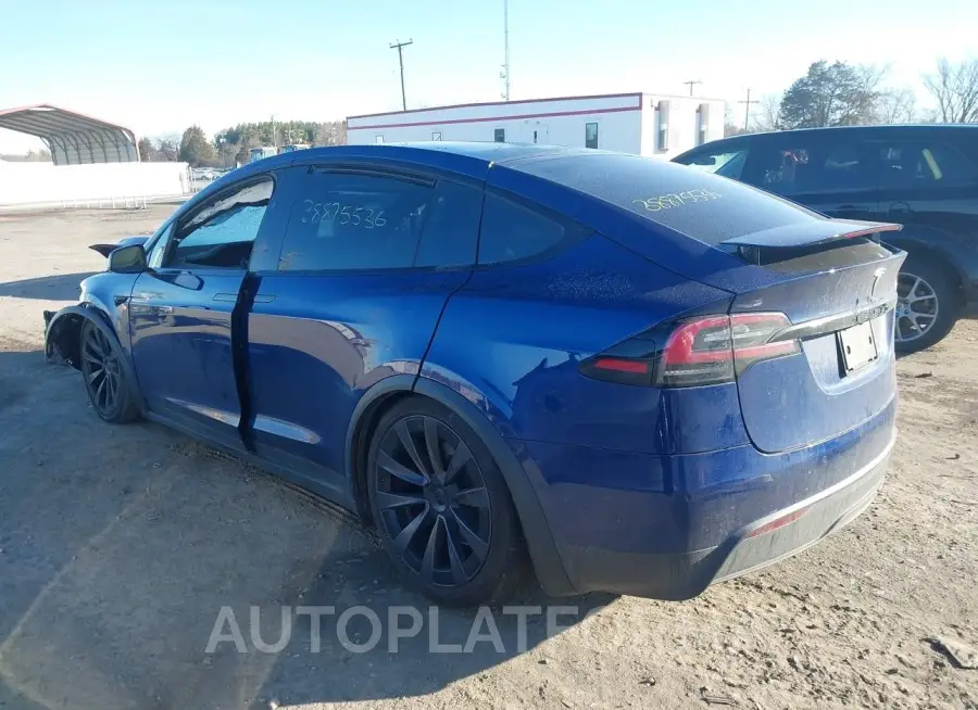 TESLA MODEL X 2022 vin 7SAXCBE67NF352826 from auto auction Iaai