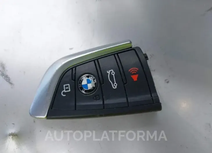 BMW X4 M 2020 vin 5YMUJ0C09LLU67177 from auto auction Iaai