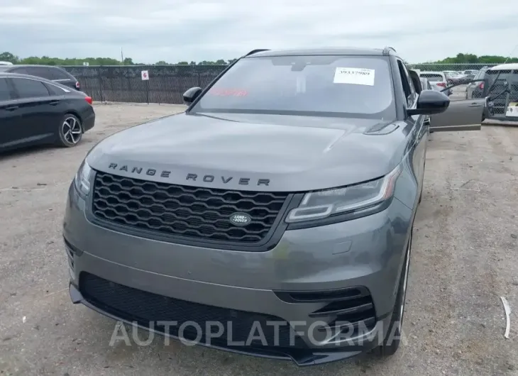 LAND ROVER RANGE ROVER VELAR 2018 vin SALYL2RN9JA705002 from auto auction Iaai