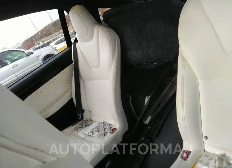 TESLA MODEL X 2020 vin 5YJXCBE24LF236832 from auto auction Iaai