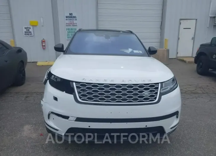 LAND ROVER RANGE ROVER VELAR 2019 vin SALYB2EX5KA782395 from auto auction Iaai