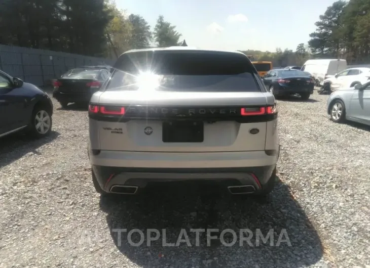 LAND ROVER RANGE ROVER VELAR 2018 vin SALYL2RV4JA711063 from auto auction Iaai