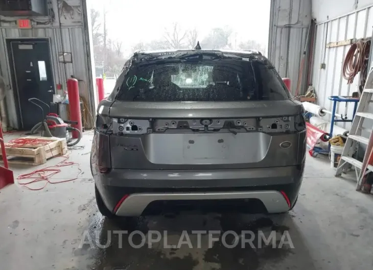 LAND ROVER RANGE ROVER VELAR 2018 vin SALYL2RX0JA735152 from auto auction Iaai