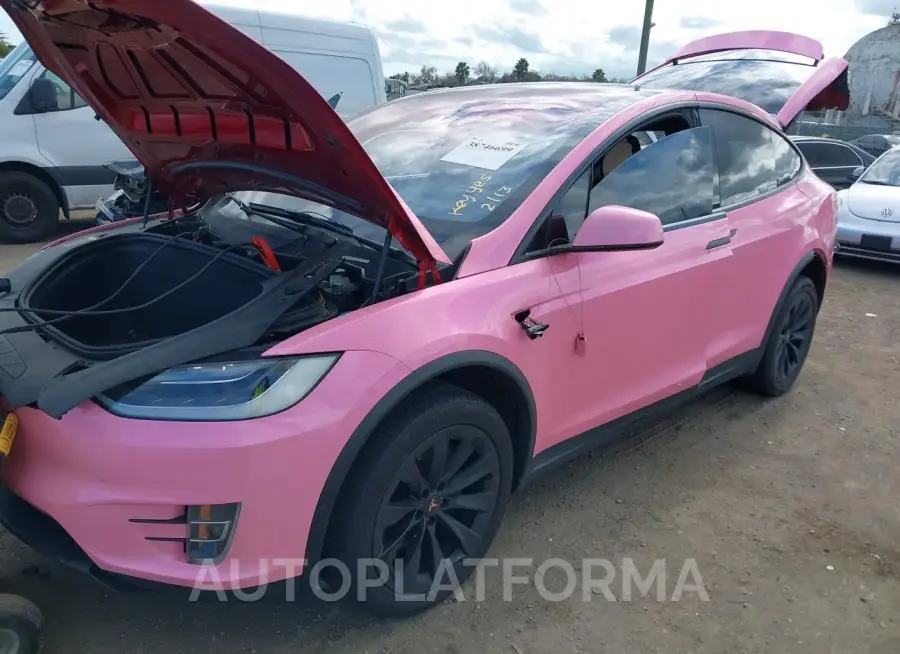 TESLA MODEL X 2017 vin 5YJXCBE26HF055741 from auto auction Iaai